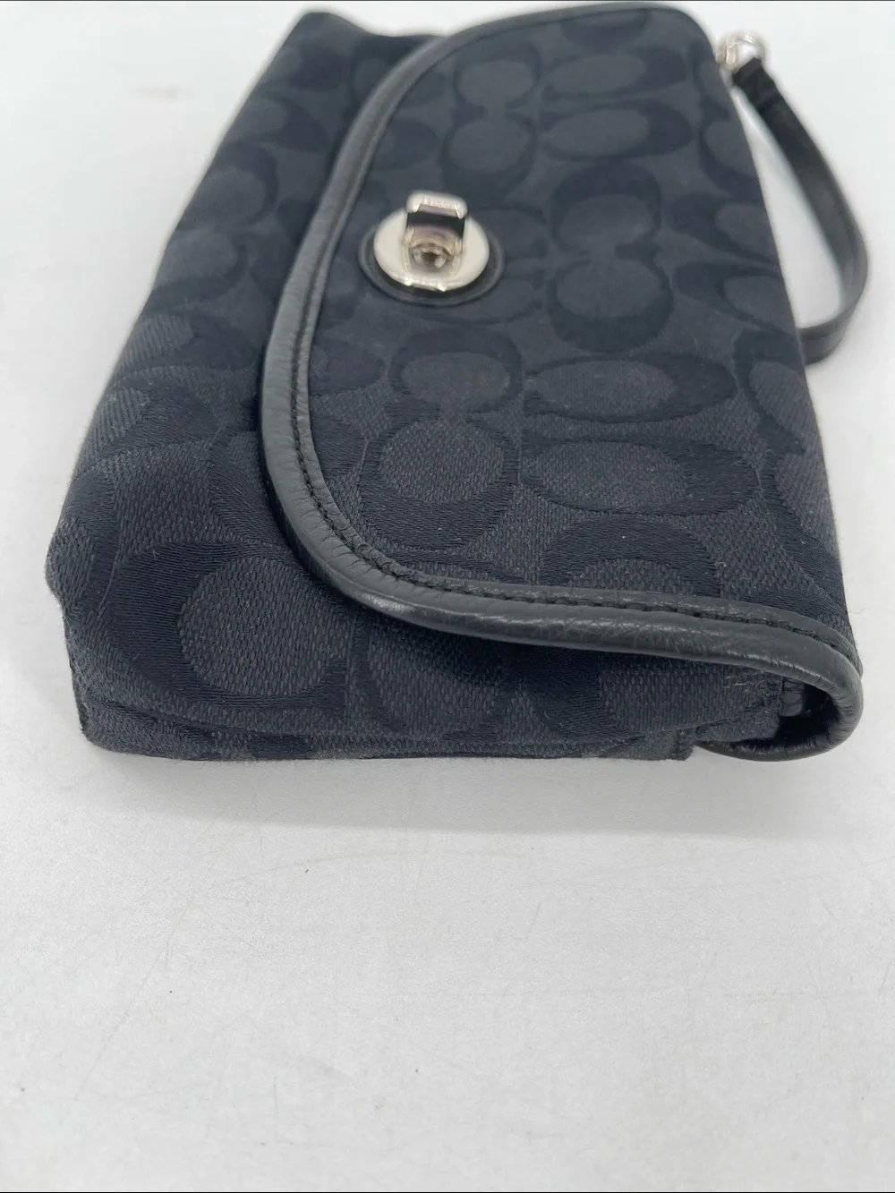 Vintage Coach Signature Black Canvas Turn-Lock Wristlet/Clutch